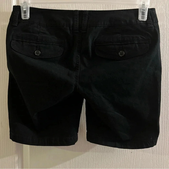American Eagle chino Black Stretch Shorts Size 2 flattering fit EUC - Picture 5 of 7